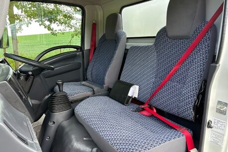 Isuzu Grafter N35.125T Toolbox Dropside Truck 27