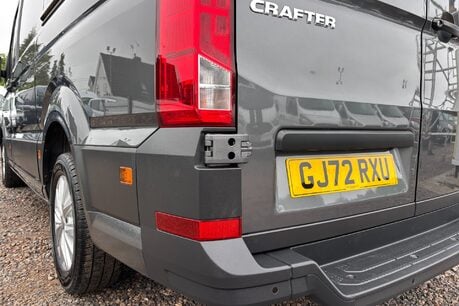 Volkswagen Crafter CR35 L2 H1 Mwb Lr 177 ps Tdi Trendline DSG Panel Van 28