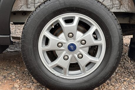 Ford Transit 310 L2 H2 130 ps Selectshift Limited Panel Van 34