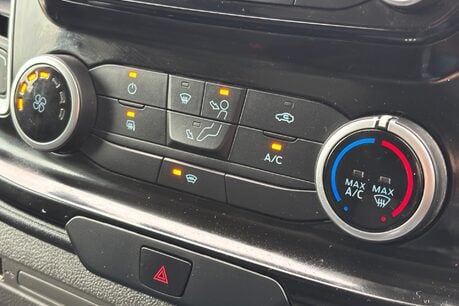 Ford Transit 310 L2 H2 130 ps Selectshift Limited Panel Van 19