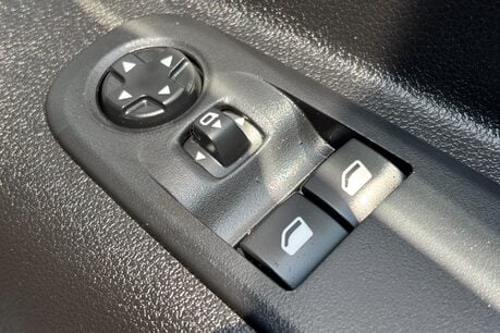 Toyota Proace City L1 Icon 100 Panel Van - Twin Side Loading Doors 47