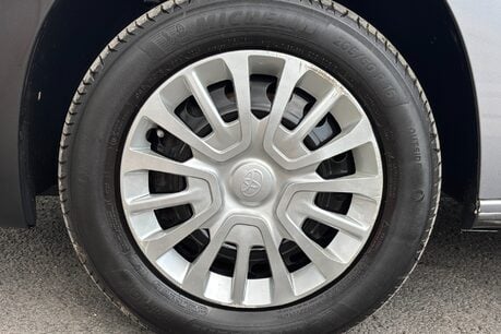 Toyota Proace City L1 Icon 100 Panel Van - Twin Side Loading Doors 38