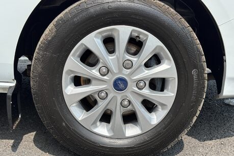 Ford Transit Custom 320 L2 H1 170 ps Limited DCIV Selectshift Auto 40