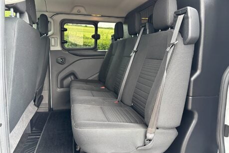 Ford Transit Custom 320 L2 H1 170 ps Limited DCIV Selectshift Auto 19