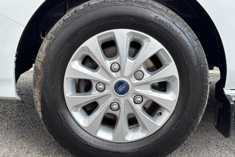 Ford Transit Custom 320 L2 H1 170 ps Limited DCIV Selectshift Auto 42