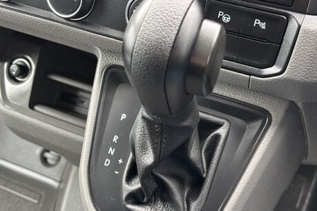 Volkswagen Crafter CR35 177 ps Tdi Trendline 4Motion DSG Panel Van - Diff Lock 49