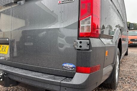 Volkswagen Crafter CR35 177 ps Tdi Trendline 4Motion DSG Panel Van - Diff Lock 30