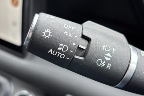 Land Rover Defender 90 D350 X-Dynamic HSE Auto 4WD Euro 6 (S/S) 43