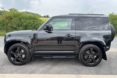 Land Rover Defender 90 D350 X-Dynamic HSE Auto 4WD Euro 6 (S/S) 8