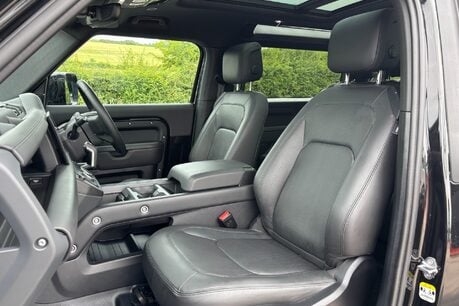 Land Rover Defender 90 D350 X-Dynamic HSE Auto 4WD Euro 6 (S/S) 29