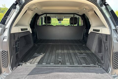 Land Rover Discovery D300 SE MHEV Auto 4WD Euro 6 SUV (300ps) 12