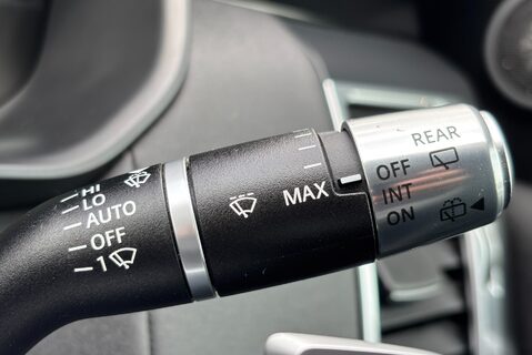 Land Rover Discovery D300 SE MHEV Auto 4WD Euro 6 SUV (300ps) 46