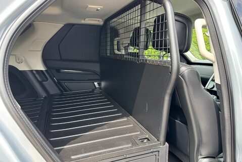 Land Rover Discovery D300 SE MHEV Auto 4WD Euro 6 SUV (300ps) 17