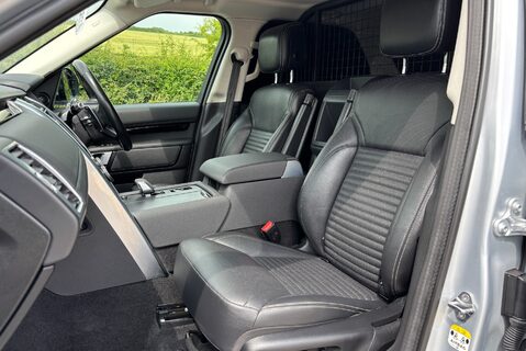 Land Rover Discovery D300 SE MHEV Auto 4WD Euro 6 SUV (300ps) 29