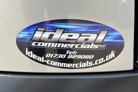 Land Rover Discovery D300 SE MHEV Auto 4WD Euro 6 SUV (300ps) 13