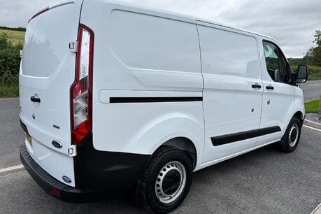Ford Transit Custom 280 L1 Base Panel Van with Air Con & Twin Side Doors 3