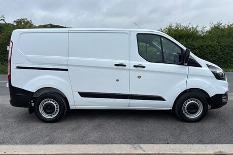 Ford Transit Custom 280 L1 Base Panel Van with Air Con & Twin Side Doors 11