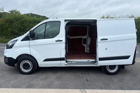 Ford Transit Custom 280 L1 Base Panel Van with Air Con & Twin Side Doors 9