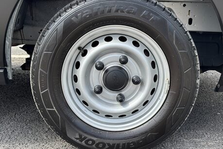 Ford Transit 290 L2 H2 Leader 130 ps Panel Van with Air Con & Rear Camera 36