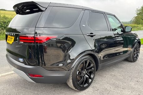 Land Rover Discovery D300 HSE Mhev Auto 4wd (S/S) Euro 6 3