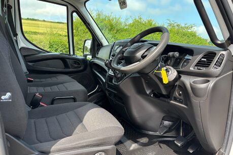 Iveco Daily 35C14B Business Single Cab Tipper - Rear Diff Lock 18