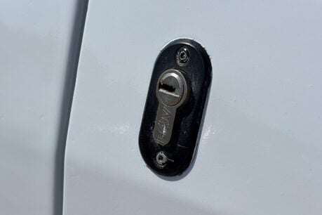 Ford Transit Custom 300 L2 Limited 130 ps Panel Van 25