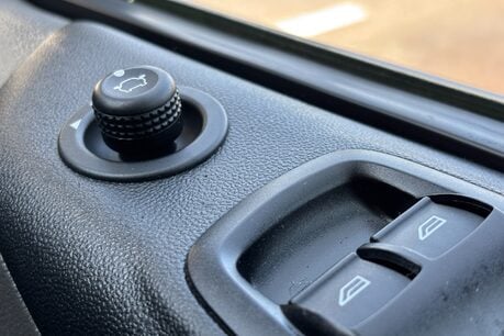 Ford Transit Custom 300 L2 Limited 130 ps Panel Van 45