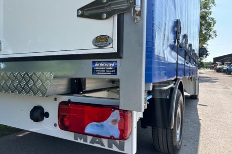 MAN TGE 3.160 Lwb Curtain Side Truck - Air Con / Cruise / 3.5t Towing 25