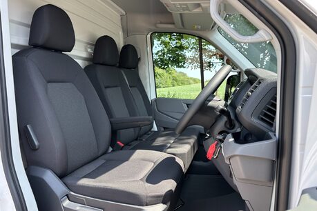 MAN TGE 3.160 Lwb Curtain Side Truck - Air Con / Cruise / 3.5t Towing 28
