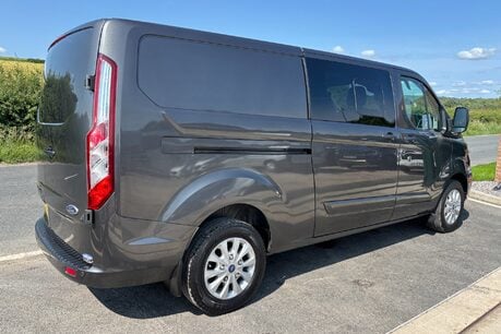 Ford Transit Custom 320 L2 Limited 130 ps Selectshift Double Cab in Van 3