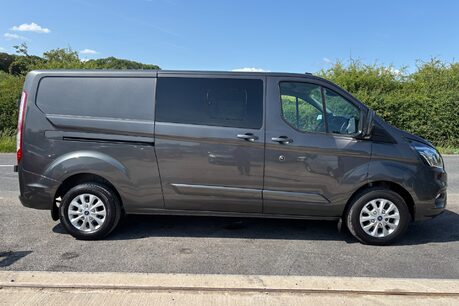 Ford Transit Custom 320 L2 Limited 130 ps Selectshift Double Cab in Van 10
