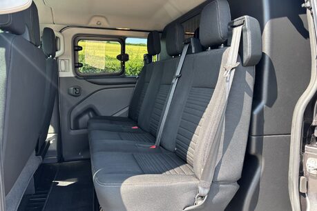 Ford Transit Custom 320 L2 Limited 130 ps Selectshift Double Cab in Van 19