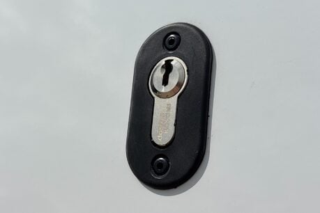 Vauxhall Vivaro L2H1 3100 120 ps Dynamic Panel Van - Security Locks - No VAT 28