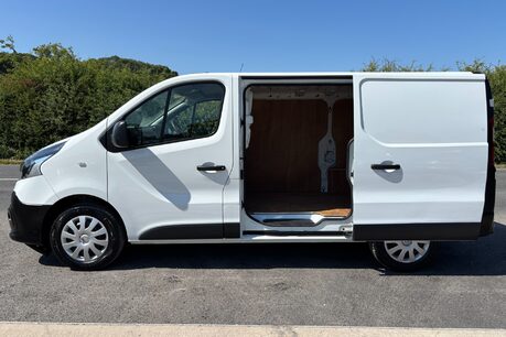 Renault Trafic SL29 Business dCi Panel Van - Low Mileage 9