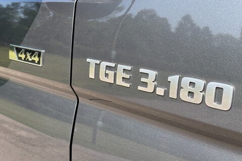 MAN TGE 3.180 4Motion Standard Lr DCIV - DSG Auto - 6 Seats 30