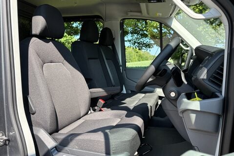 MAN TGE 3.180 4Motion Standard Lr DCIV - DSG Auto - 6 Seats 35