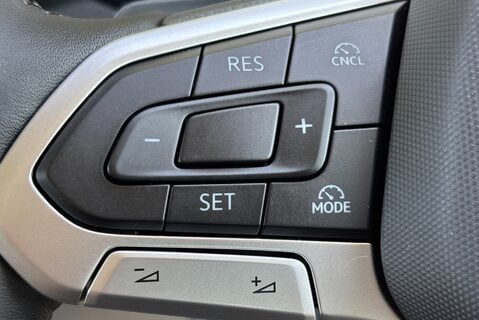 MAN TGE 3.180 4Motion Standard Lr DCIV - DSG Auto - 6 Seats 49