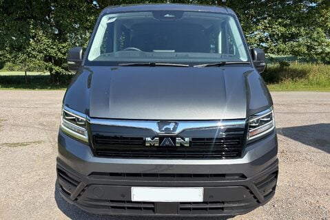 MAN TGE 3.180 4Motion Standard Lr DCIV - DSG Auto - 6 Seats 12