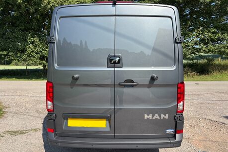 MAN TGE 3.180 4Motion Standard Lr DCIV - DSG Auto - 6 Seats 13