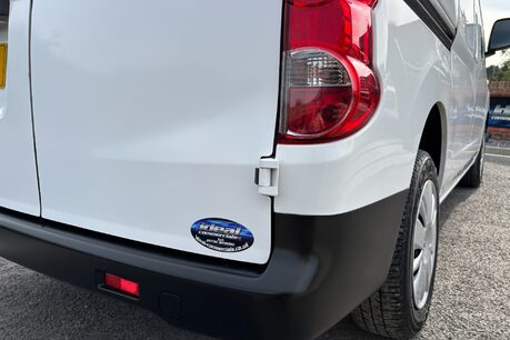 Nissan NV200 dCi 90 ps Acenta Swb Panel Van 27