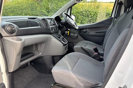 Nissan NV200 dCi 90 ps Acenta Swb Panel Van 18