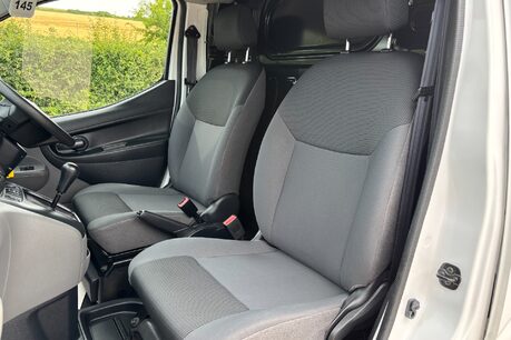 Nissan NV200 dCi 90 ps Acenta Swb Panel Van 29