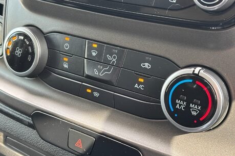 Ford Transit 290 L2 H2 Trend 130 ps Panel Van - Air Con 20