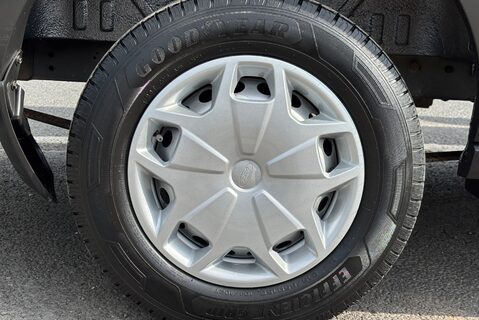 Ford Transit 290 L2 H2 Trend 130 ps Panel Van - Air Con 29