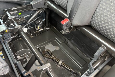 Ford Transit 290 L2 H2 Trend 130 ps Panel Van - Air Con 16