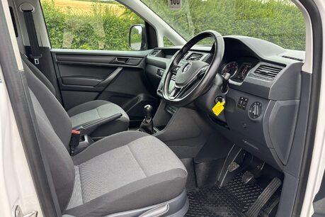 Volkswagen Caddy Maxi C20 Tdi Kombi with Air Con & Sat Nav 19