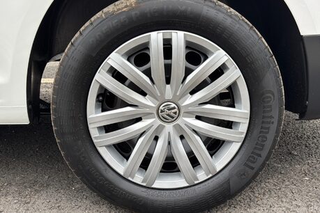 Volkswagen Caddy Maxi C20 Tdi Kombi with Air Con & Sat Nav 37