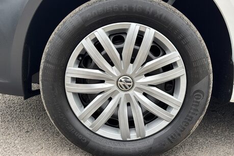 Volkswagen Caddy Maxi C20 Tdi Kombi with Air Con & Sat Nav 38