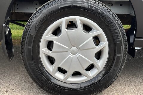 Ford Transit 350 L4 H3 130 ps Trend Panel Van - Air Con 28