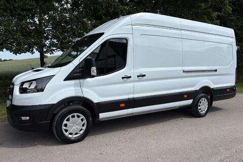 Ford Transit 350 L4 H3 130 ps Trend Panel Van - Air Con 1